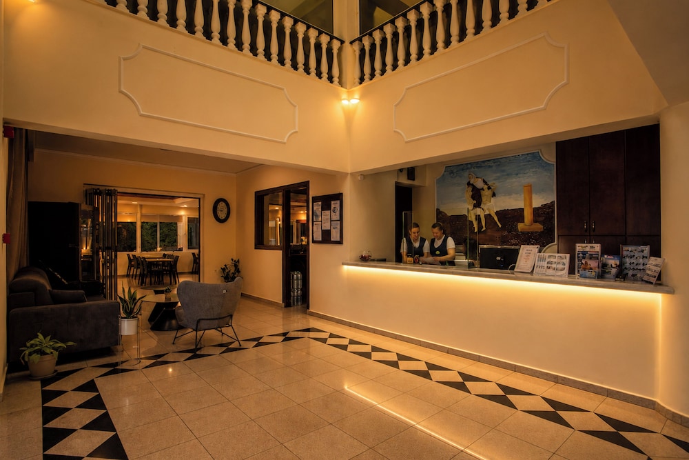 Diagoras Hotel 10/59