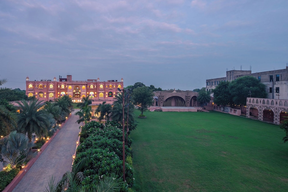R Chandras Palace 39/42