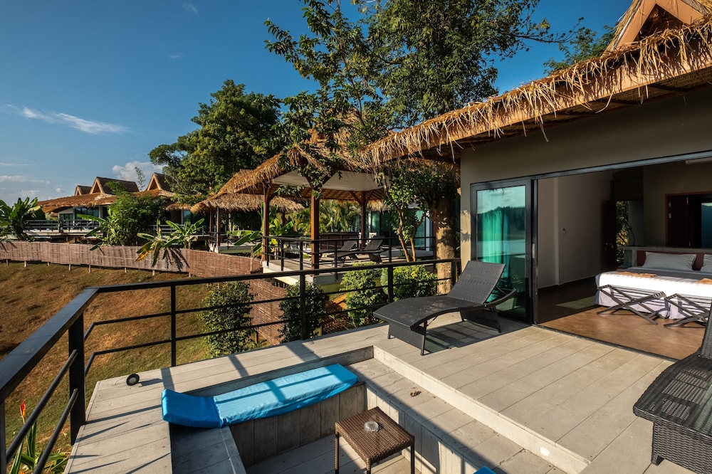 SANCTUARY NAM NGUM BEACH RESORT 28/53