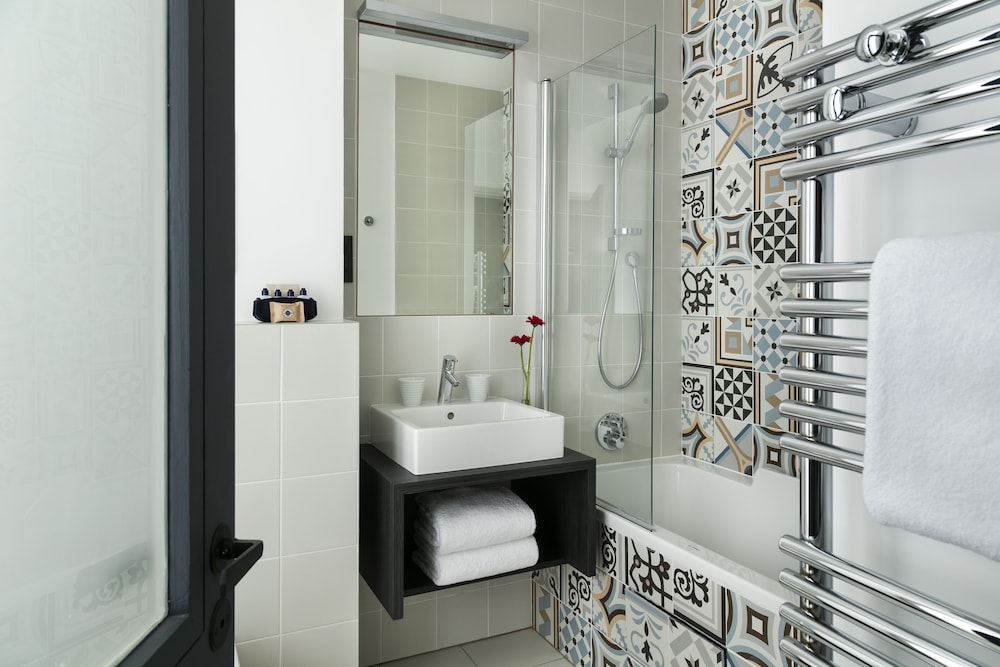 غرفة ديلوكس بثلاثة أسرّة، Hotel Square Louvois 4/4
