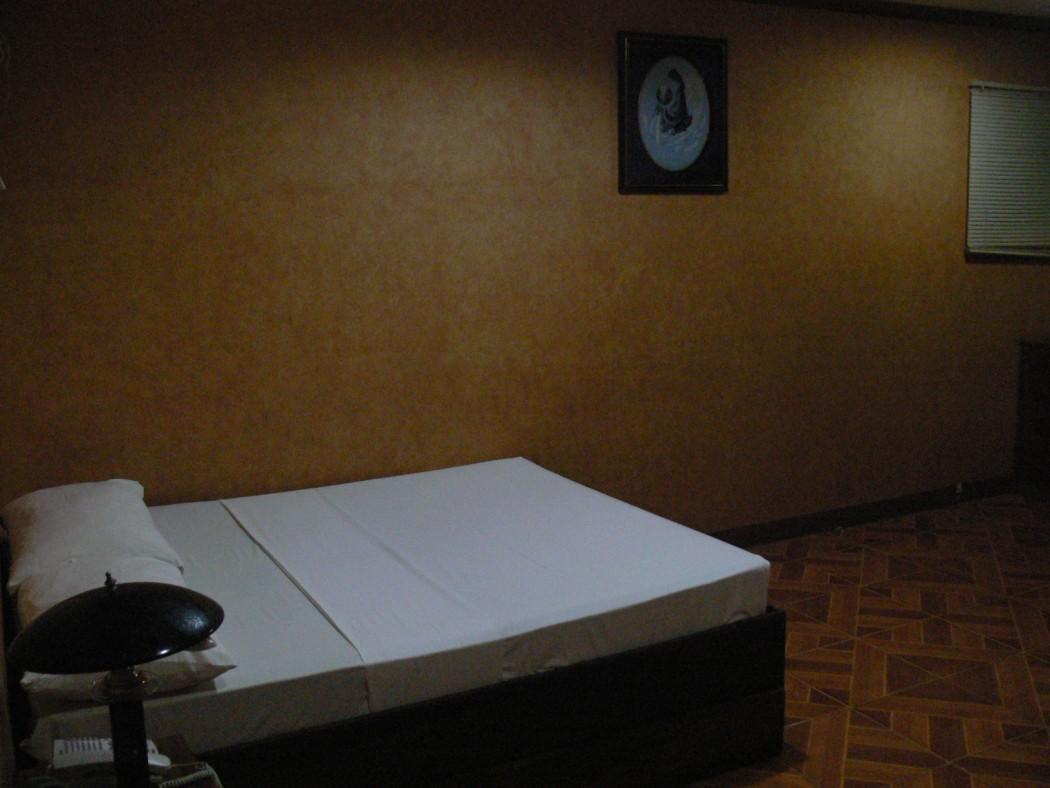 Plaza Maria Luisa Suites Inn 18/38