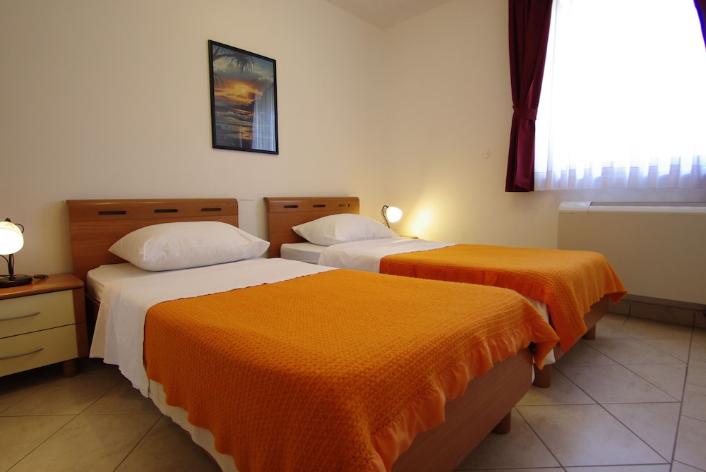Hotel Aurora 15/25