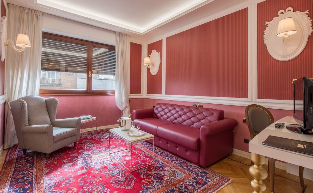 Grande Albergo Roma 41/69