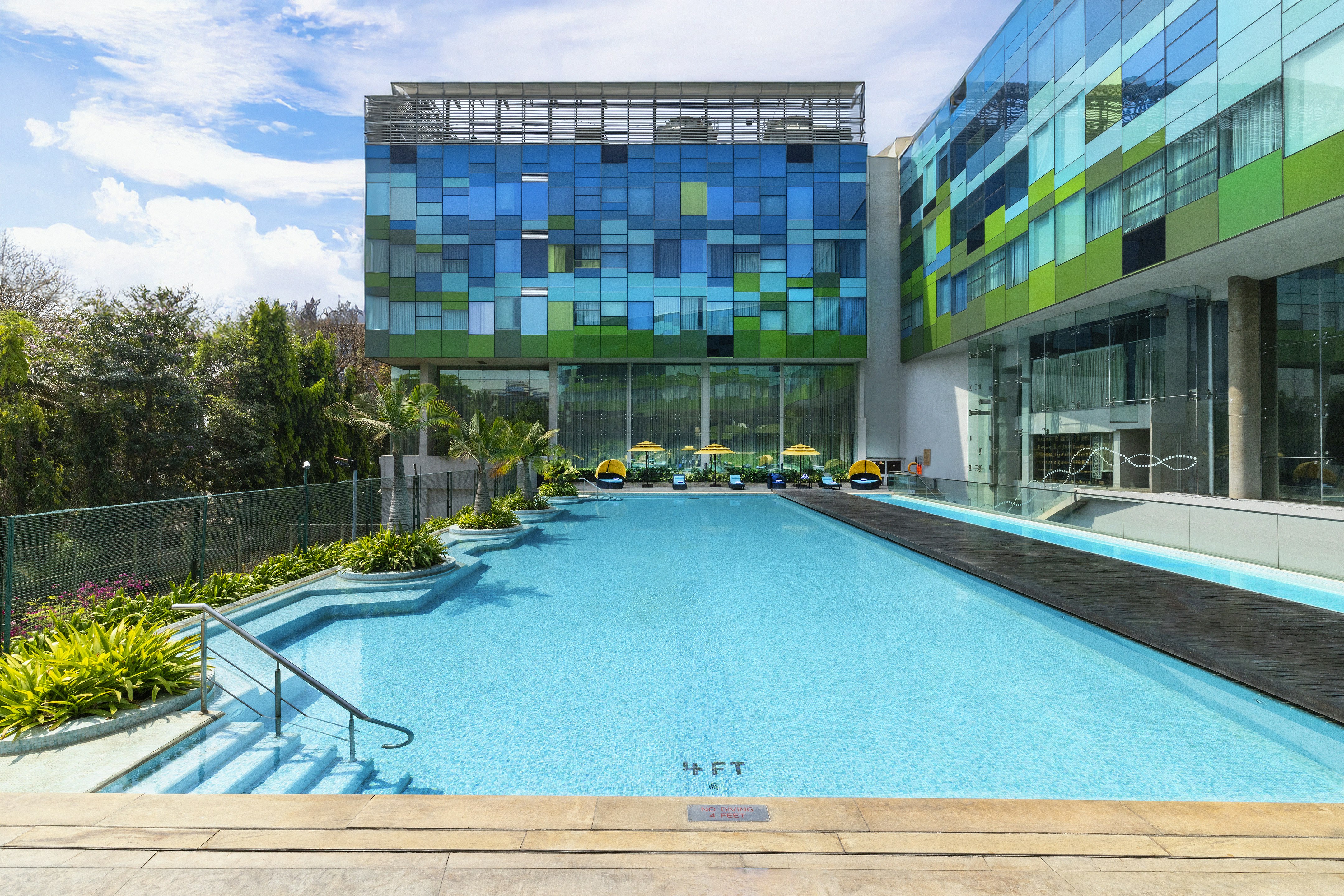 Vivanta Bengaluru Whitefield 77/82