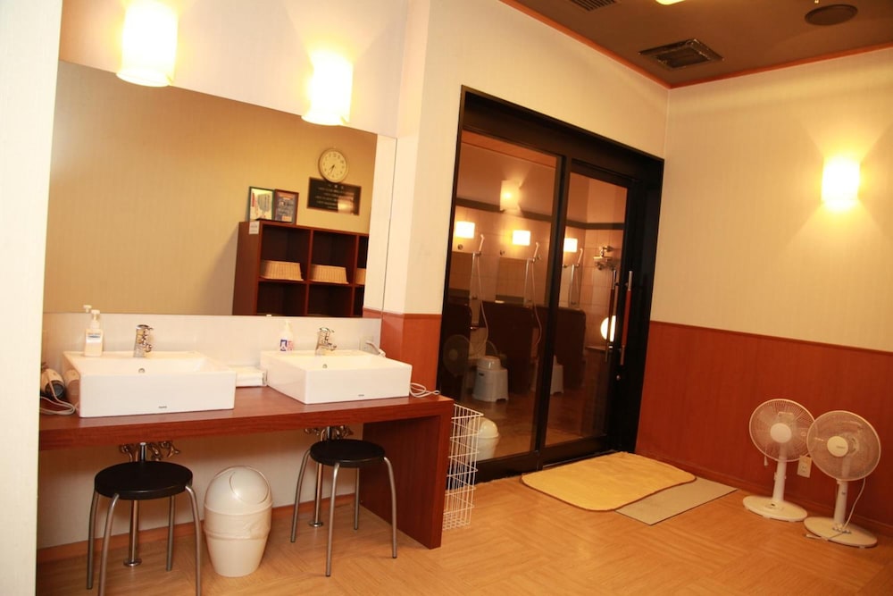 Green Rich Hotel Hiroshima 12/57