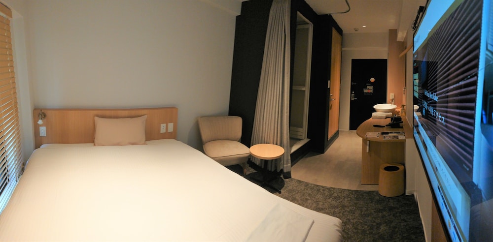 R's Forest Inn 12/40