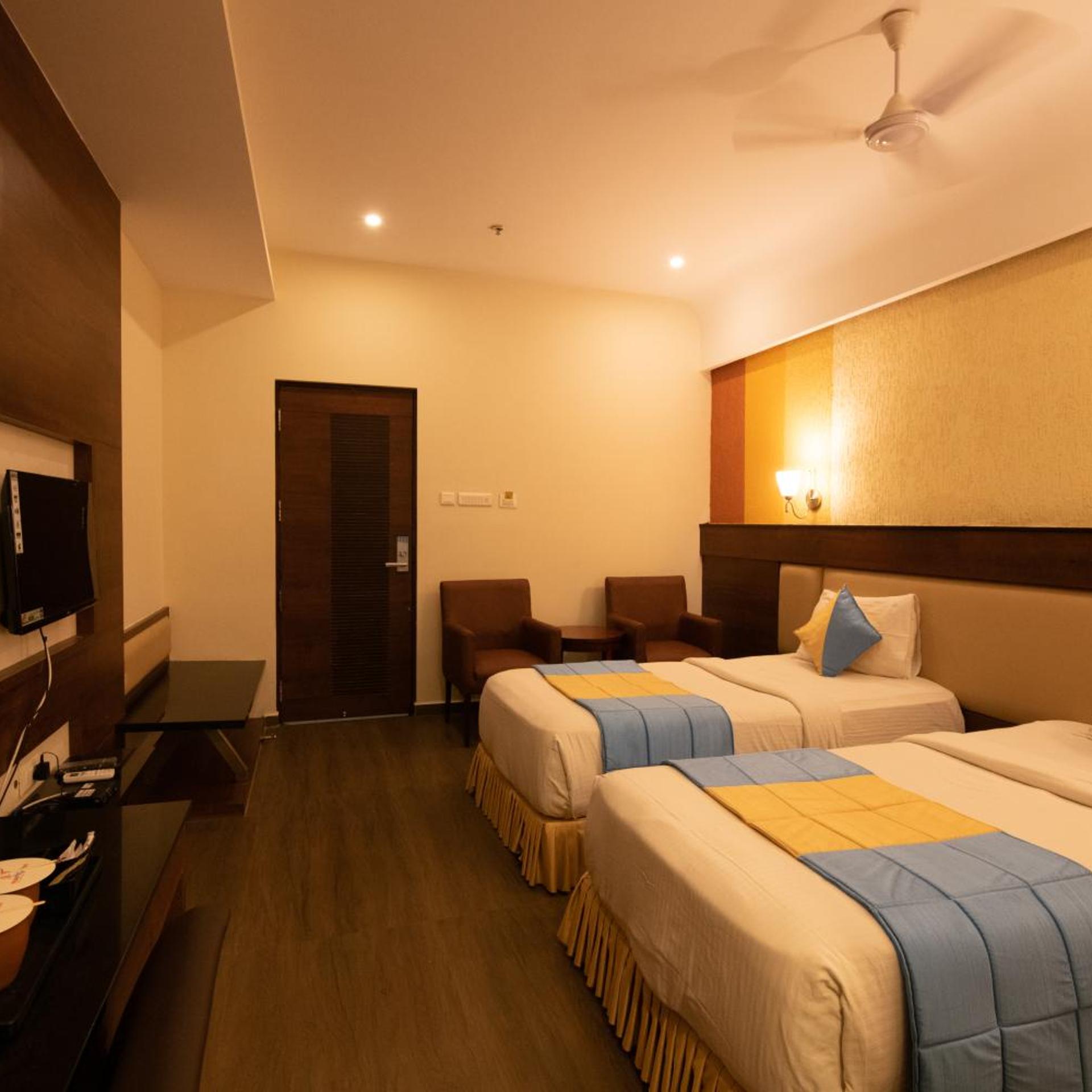 HOTEL HIGH POINT 24/53