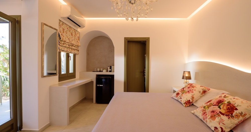 Zephyros Hotel Santorini 8/50