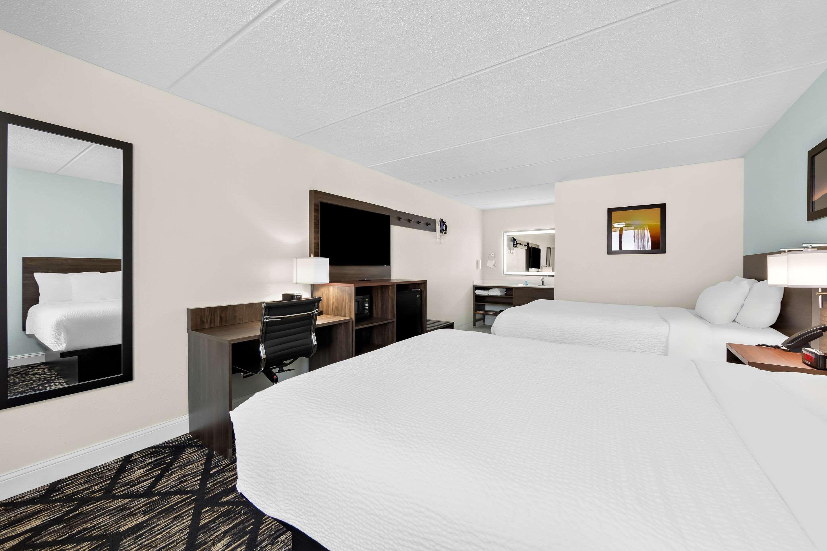 ROOM, 2 QUEEN BEDS