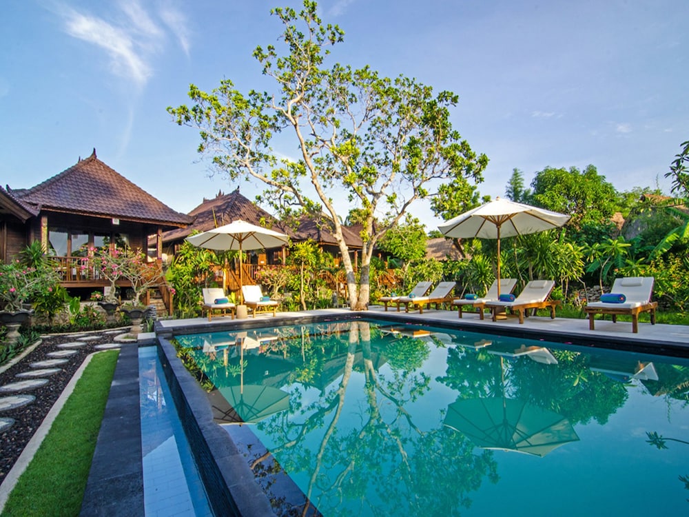 Cassava Bungalow 27/37