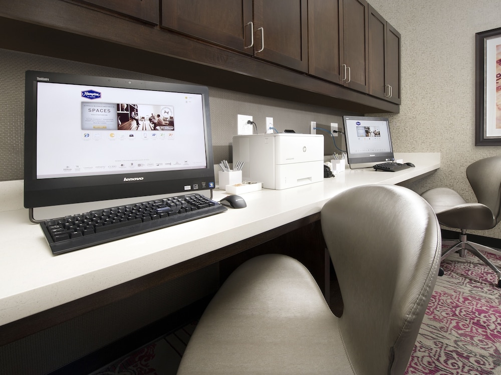 Hampton Inn Huntsville/Village Of Providence Al 8/47