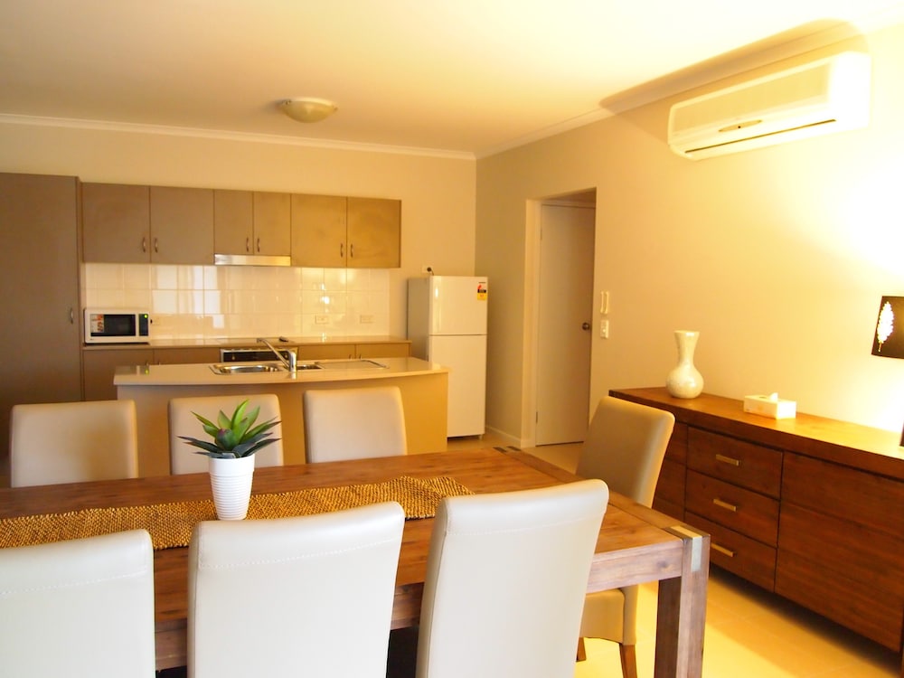 EDGE APARTMENTS CAIRNS 48/75