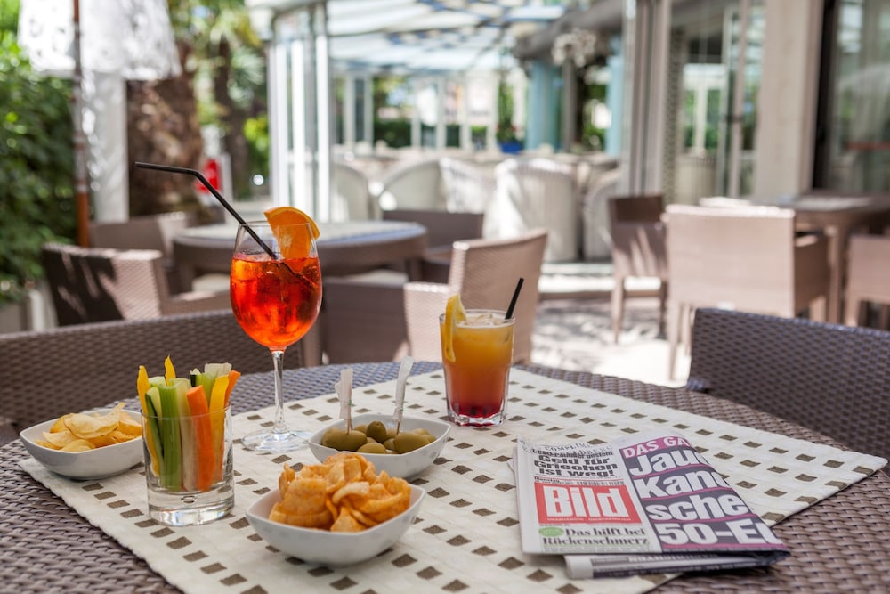 Hotel Feldberg Riccione 36/50