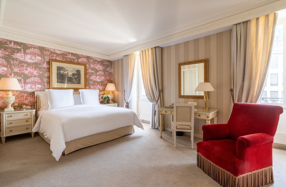 MOUNTAIN, SUITE, KING BED