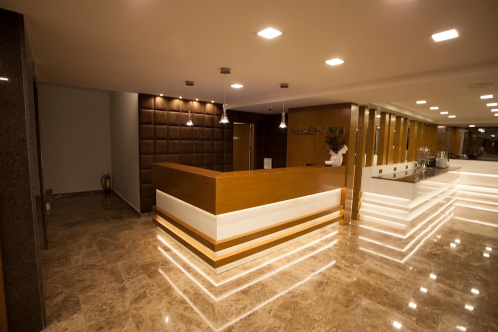 Giresun Sedef Hotel 3/24
