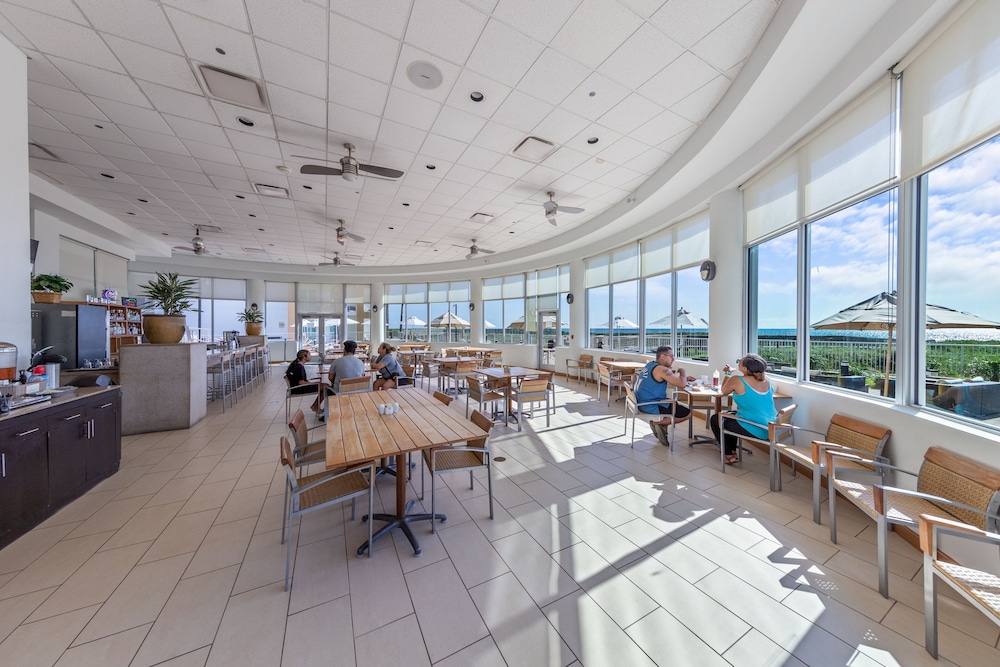 Peninsula Island Resort Spa All Suites 40/66