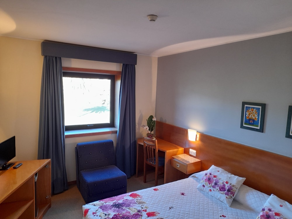 Hotel das Taipas 20/50