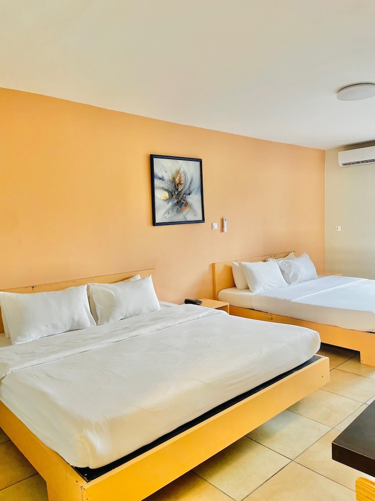 FAMILY, DOUBLE OR TWIN BED