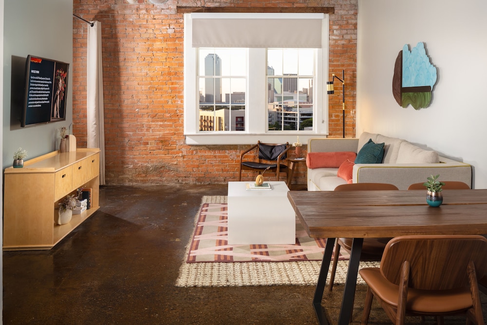Canvas Hotel Dallas (ex. NYLO Dallas South Side) 27/38