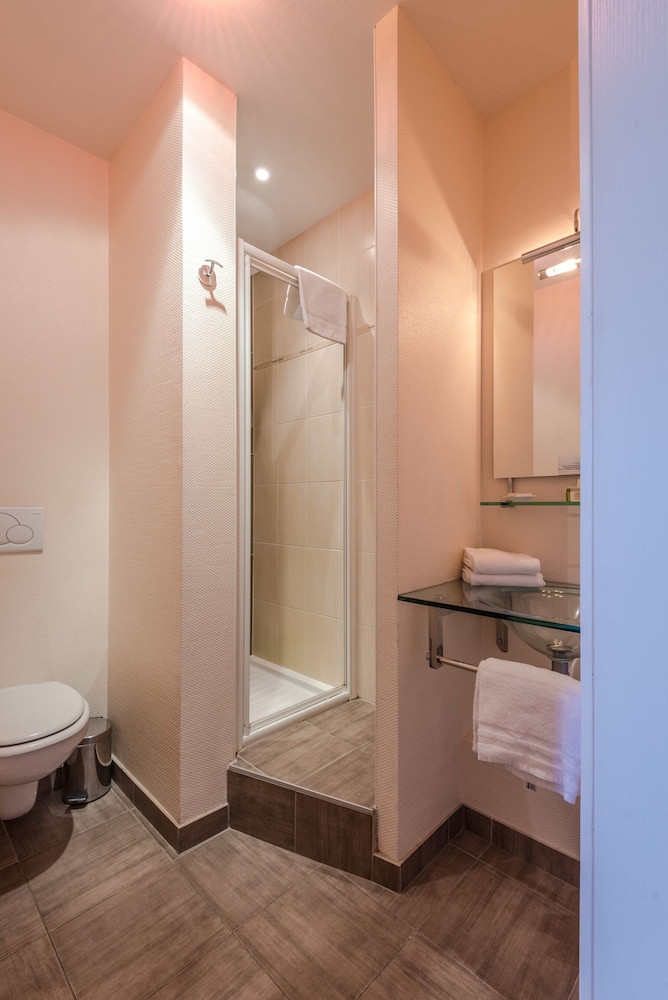 Logis Hotel L'Abreuvoir 49/50