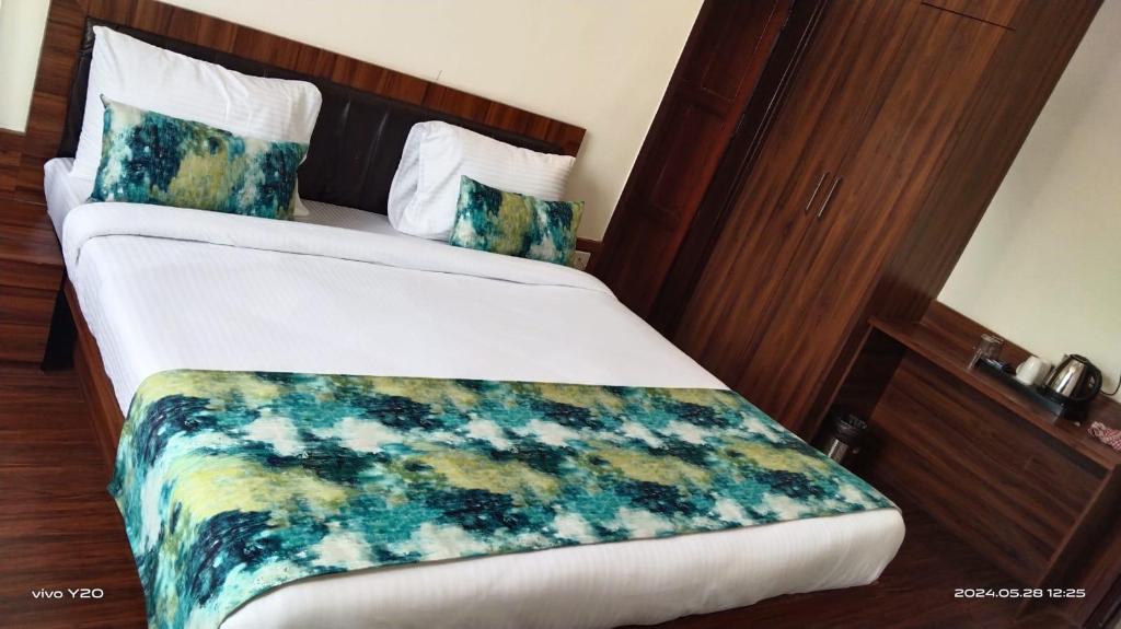 Ecotel Kolkata 18/23