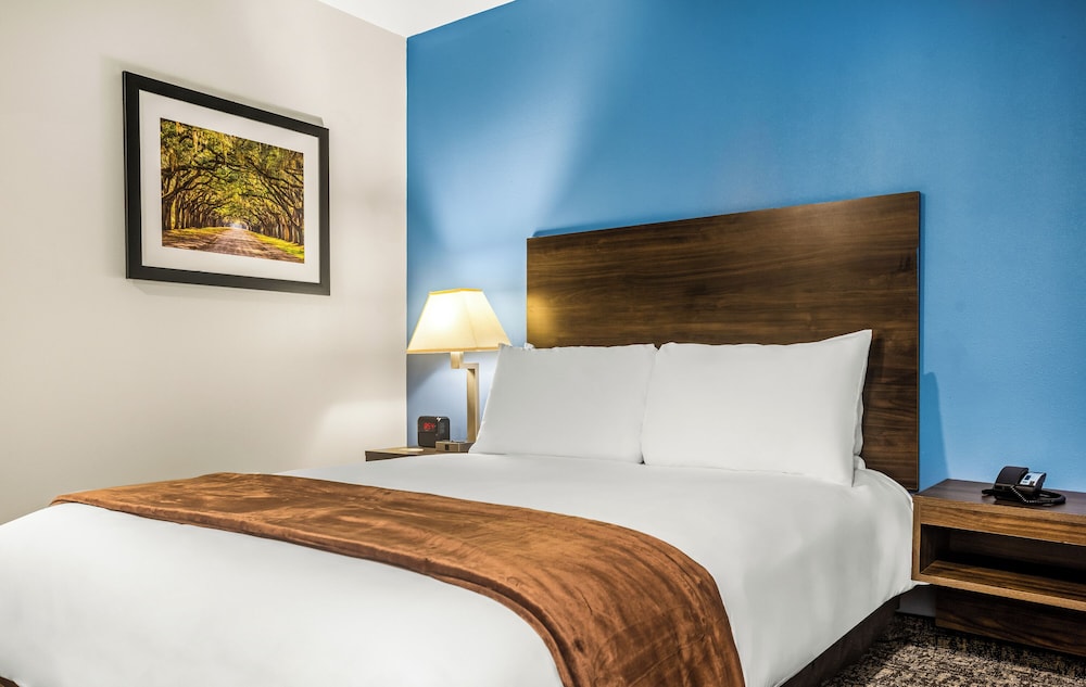 My Place Hotel-Savannah Airport/Pooler, GA 3/18