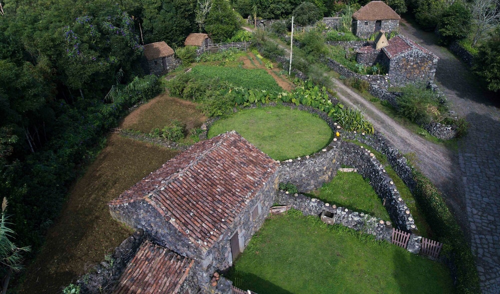 Quinta do Martelo 68/75