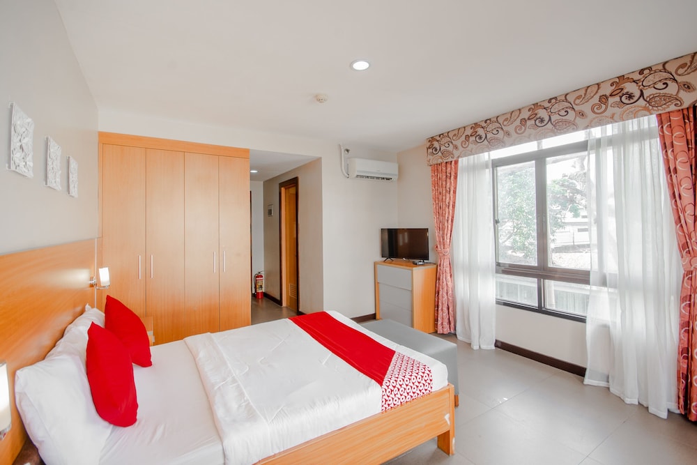 Fuente Oro Business Suites 24/68
