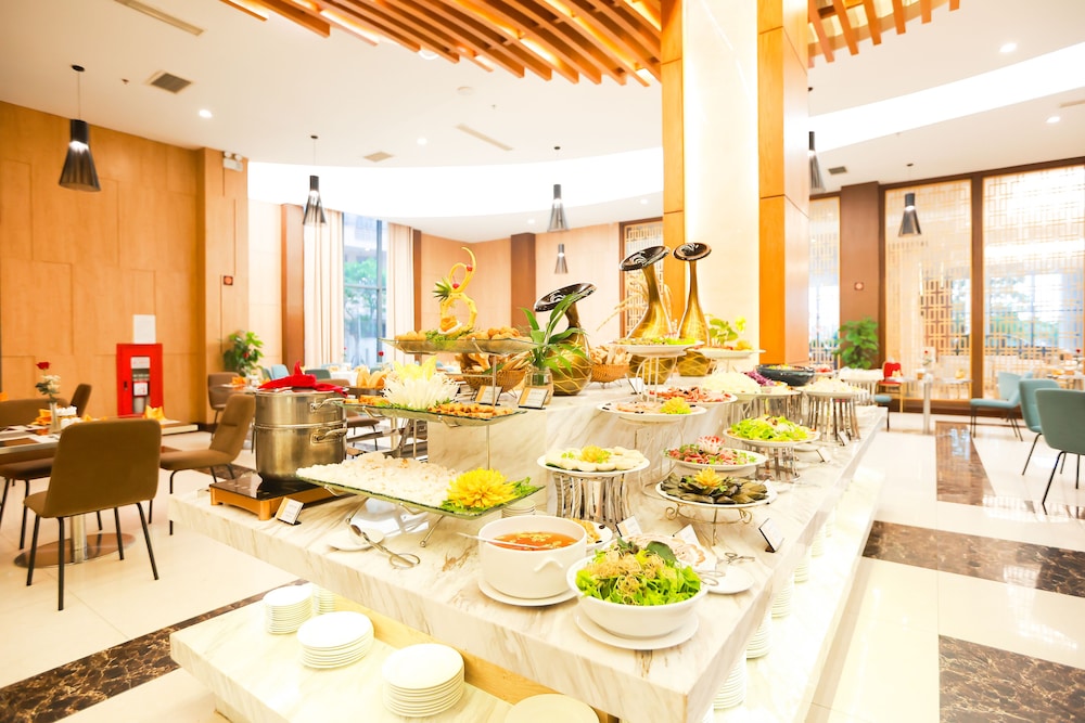 Muong Thanh Luxury Nhat Le Hotel 45/62