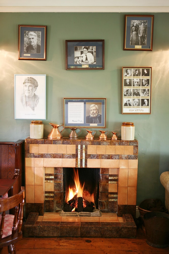 Sheedy's Country House 38/42