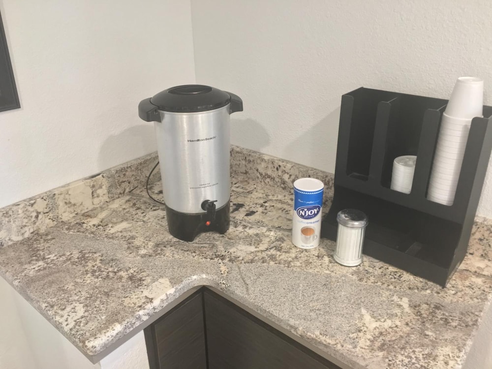 Relax Inn West Amarillo Medical Center 14/23