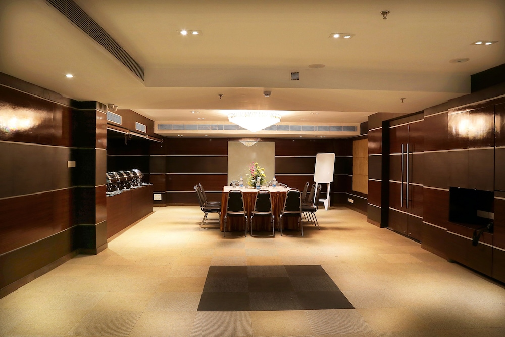 Ethnotel 6/55