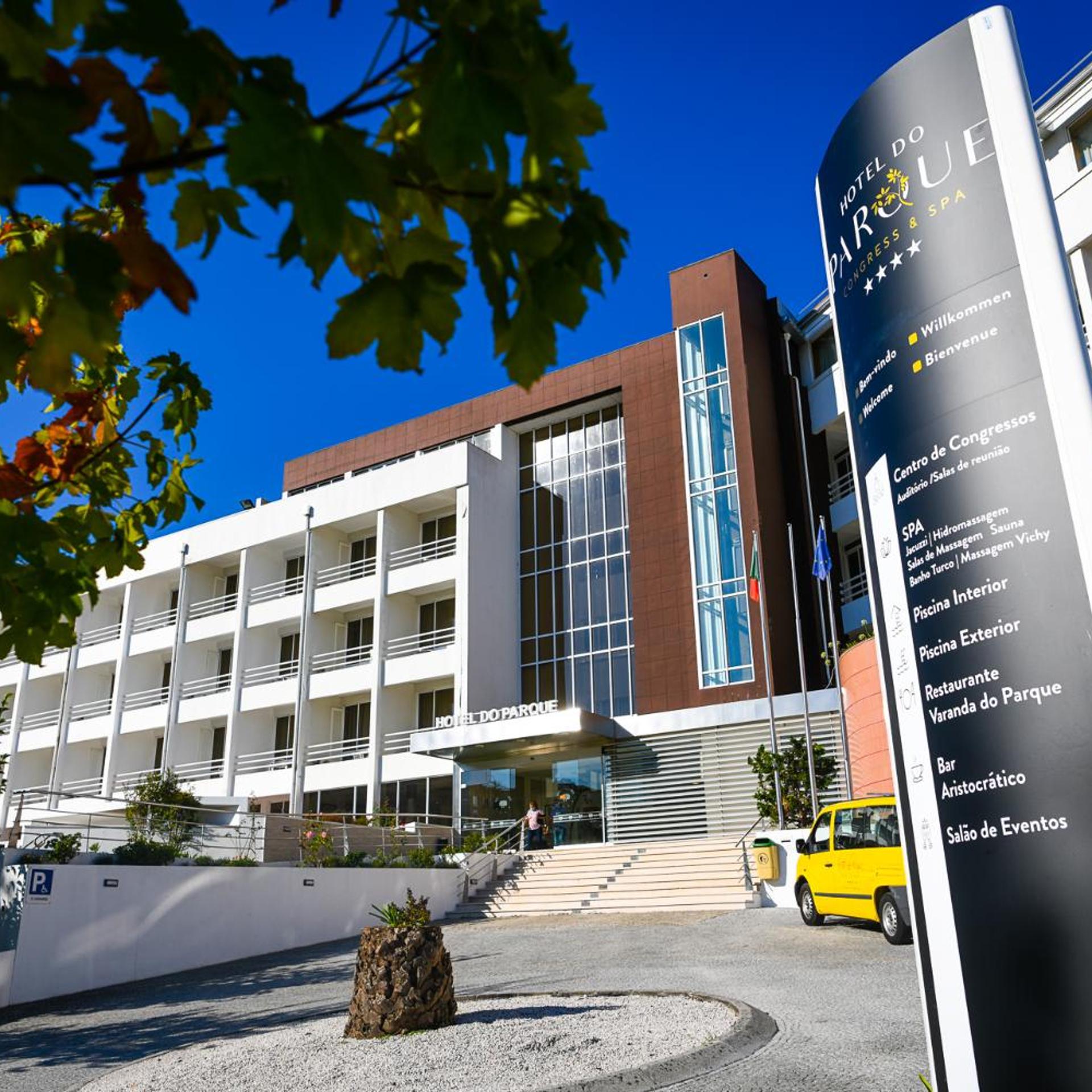 Hotel do Parque 48/55