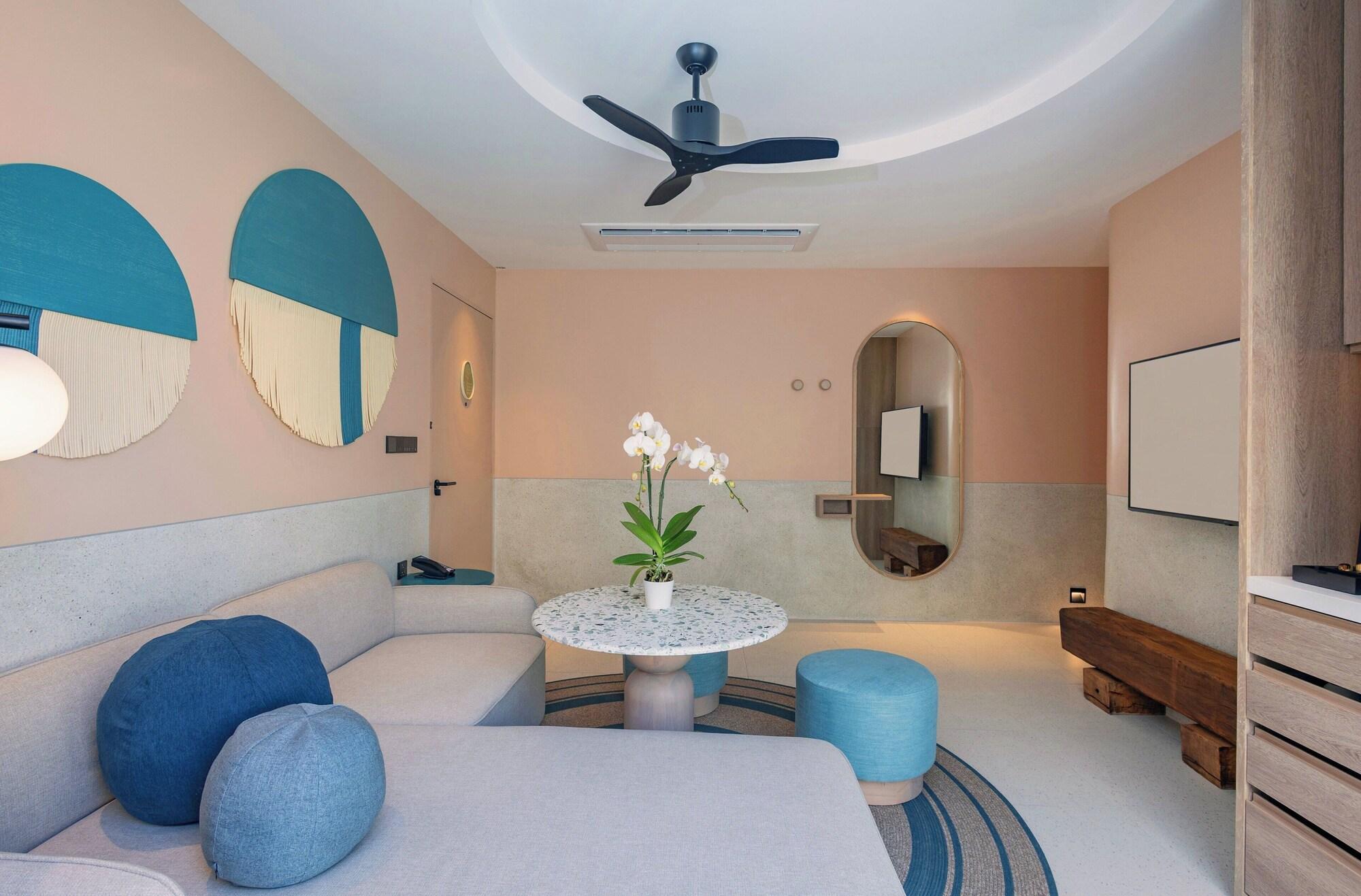 Centara Karon Villas Phuket 35/54
