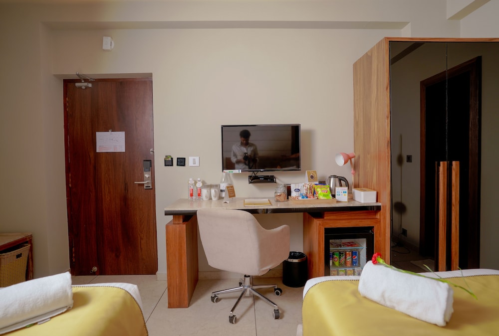 Lazdana Hotel Bangalore 46/53