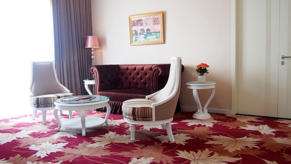 Golden Tulip Legacy Surabaya 22/31