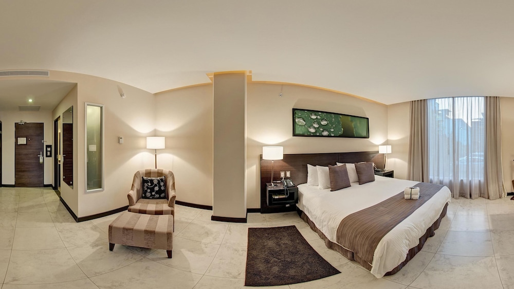 Studio Hotel Boutique 10/75