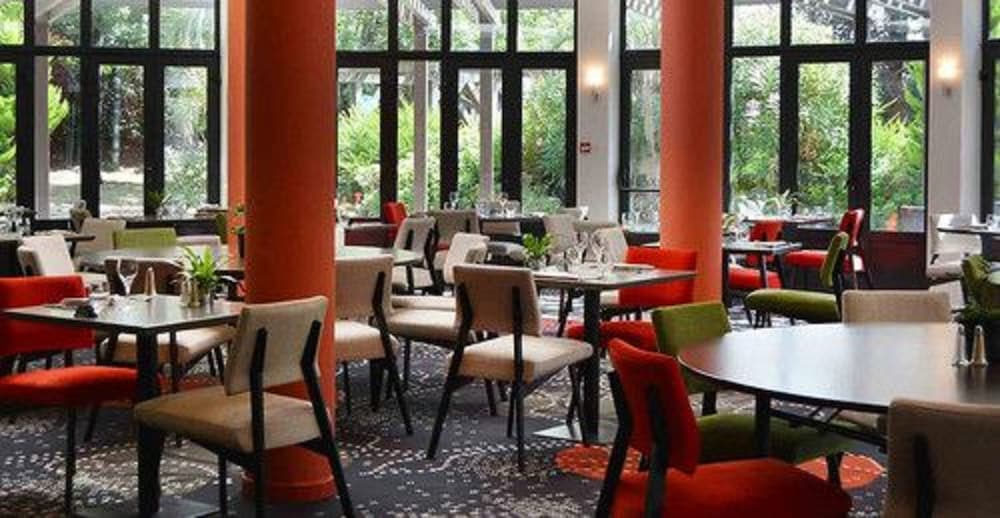restaurant-cafeteria