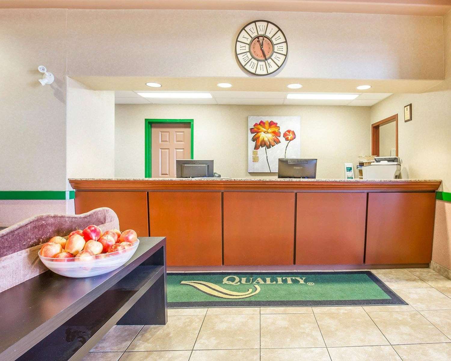 Quality Inn and Suites Lethbridge East 8/52