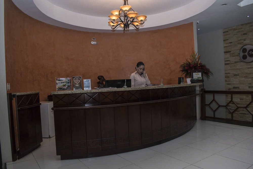 Hotel Suerre 3/40