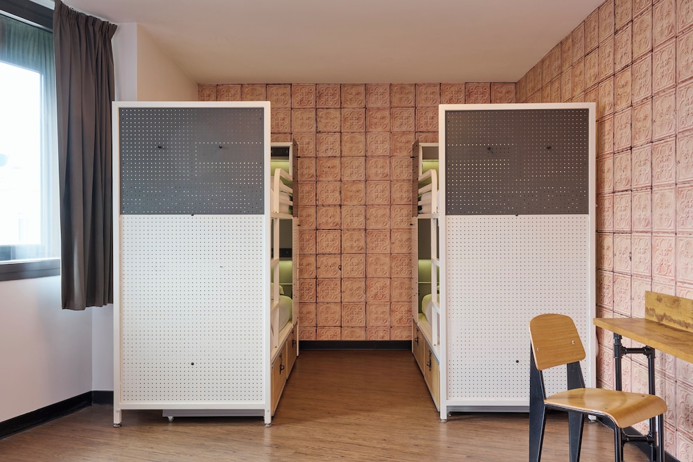 Generator Hostel Paris 46/74