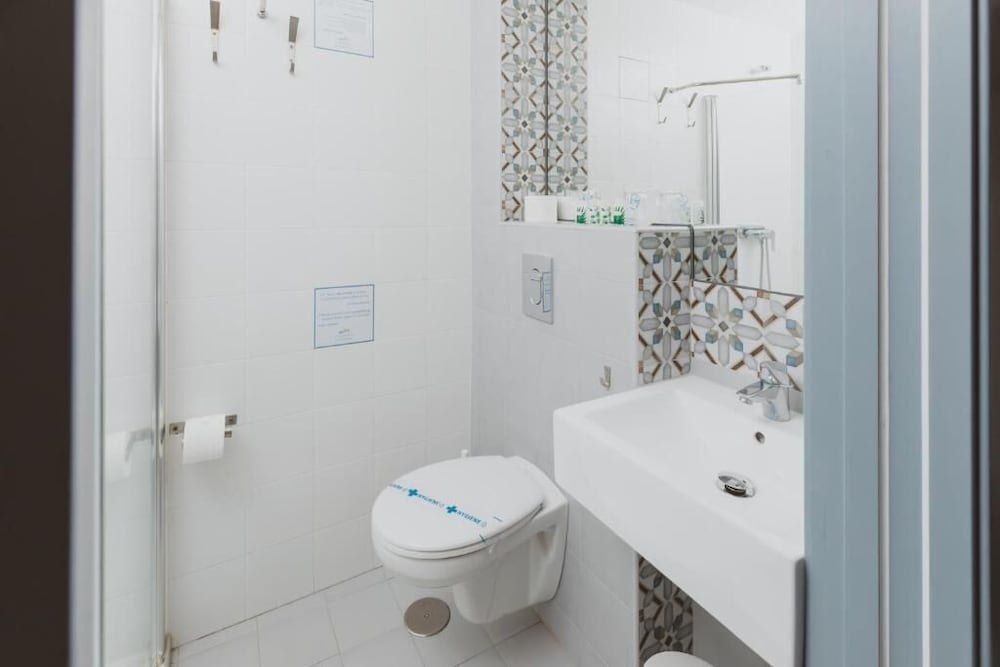 Hostal Gravina 37/50