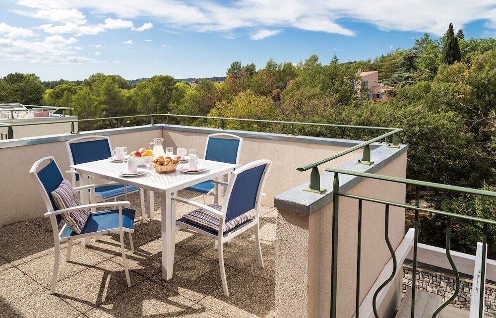 Terres de France – Residence Cote Provence 34/43
