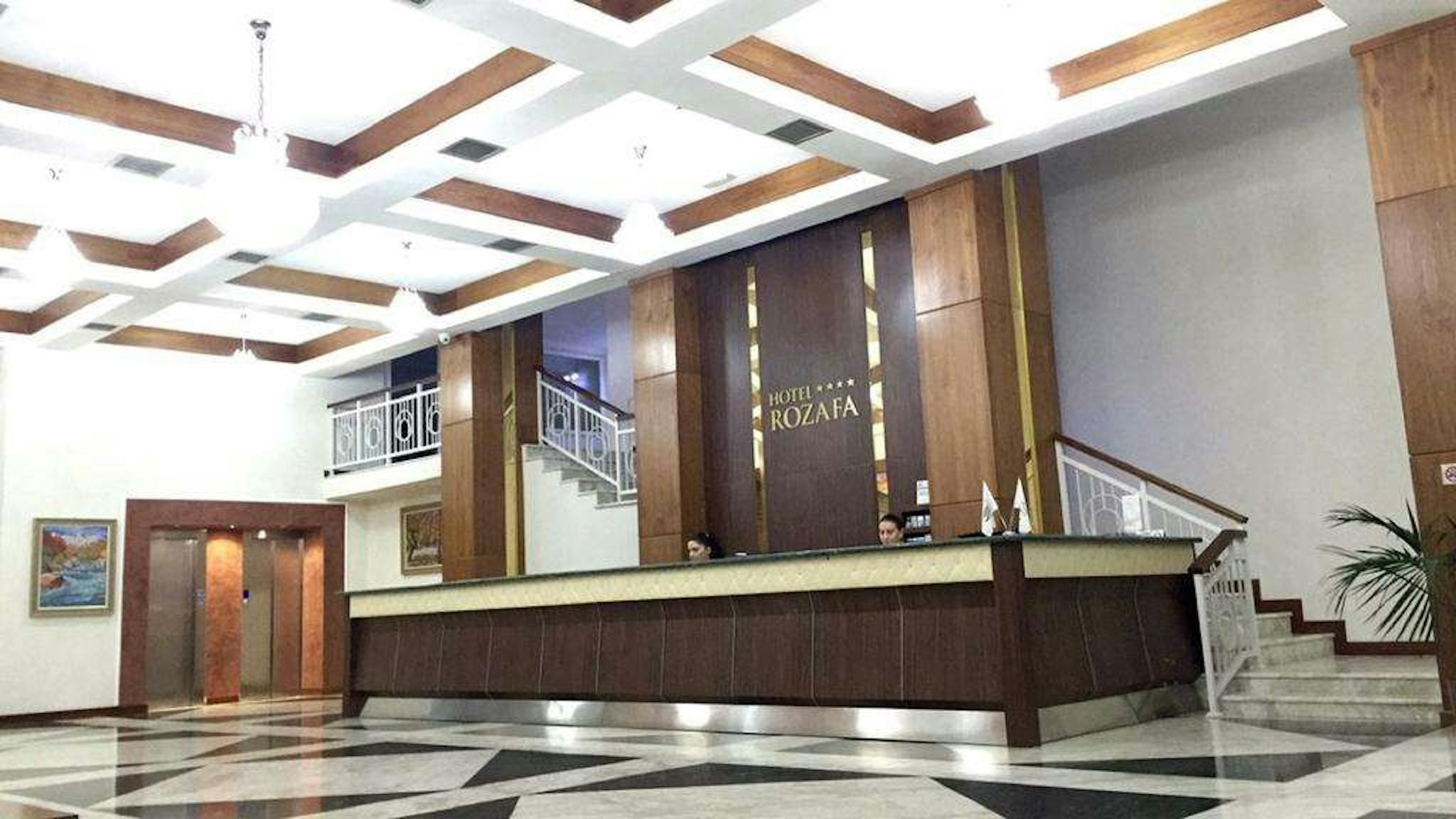 Rozafa Hotel 7/34