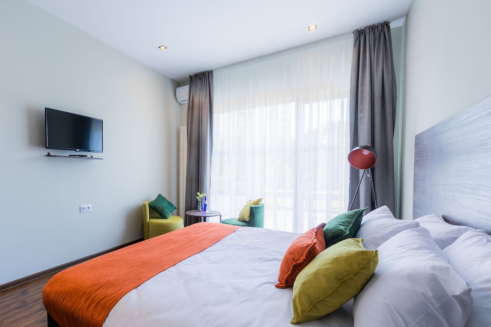 DELUXE, KING BED, TERRACE