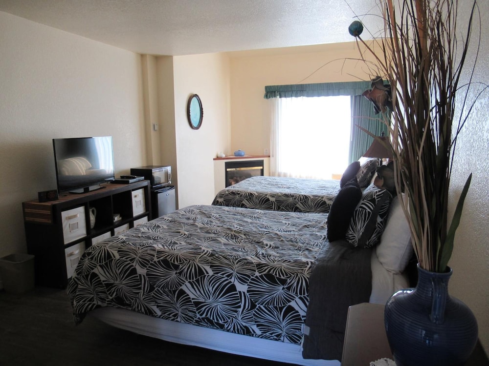 Gualala Country Inn 11/45