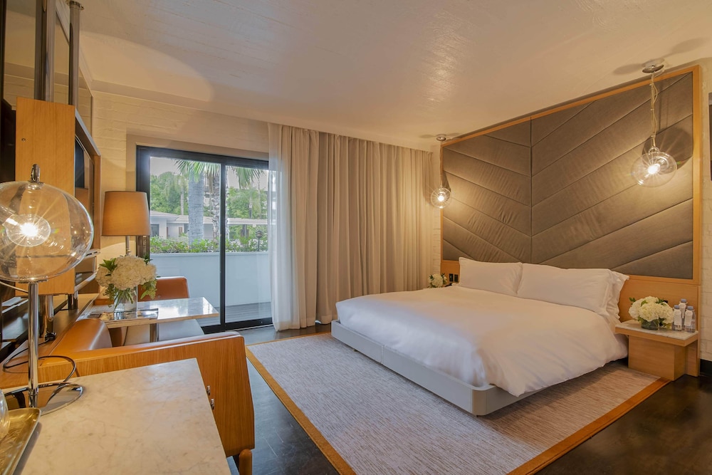 The Hollywood Roosevelt 13/50