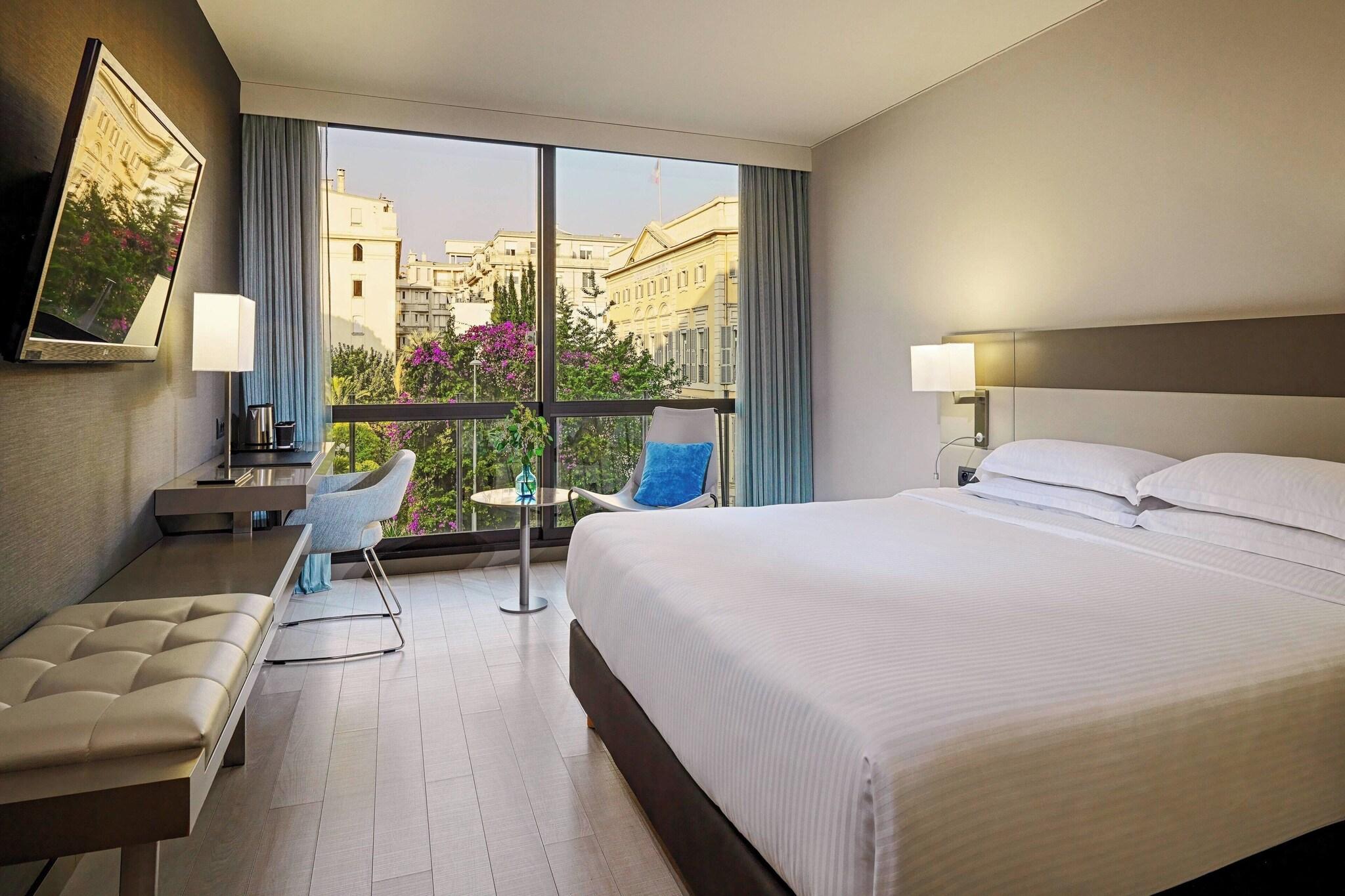 Superior, Double Bed, Garden View