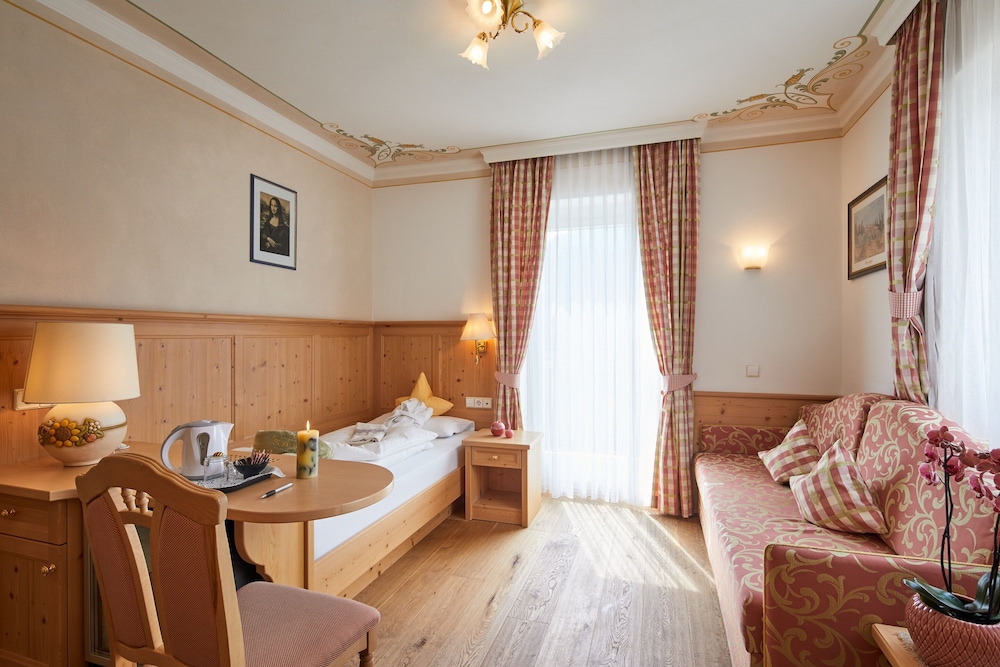 Hotel Savoy 46/67