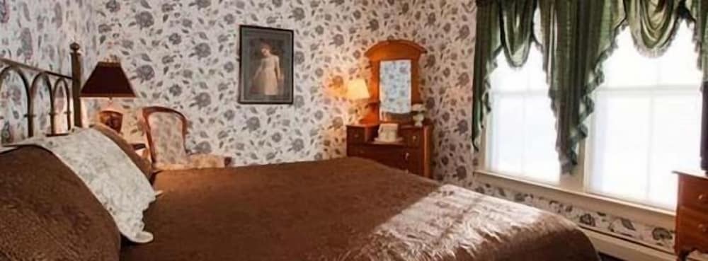 Stroudsmoor Country Inn 31/67